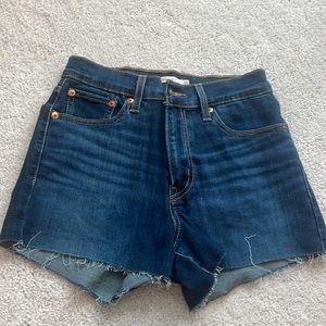 Levi jean shorts